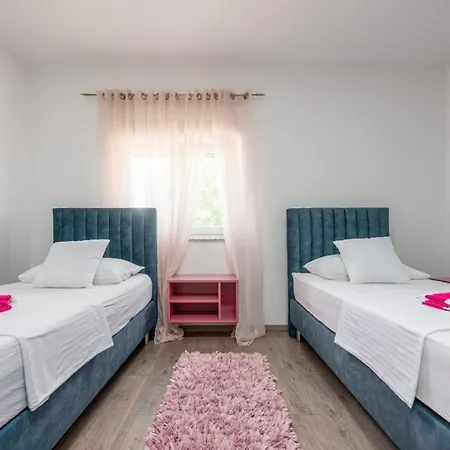 Kuca Za Odmor Dora *